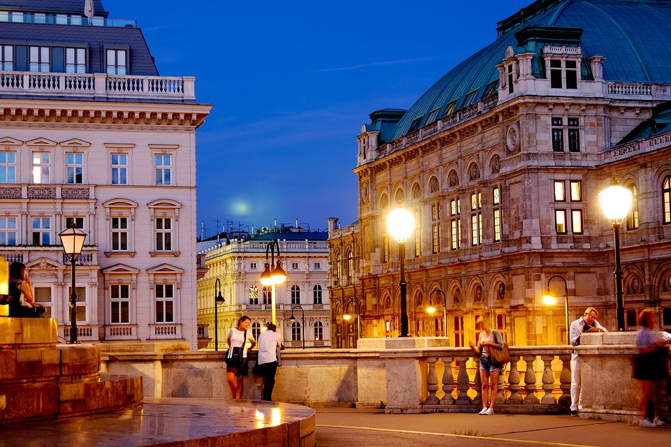Vienna 9th happiest city in europe