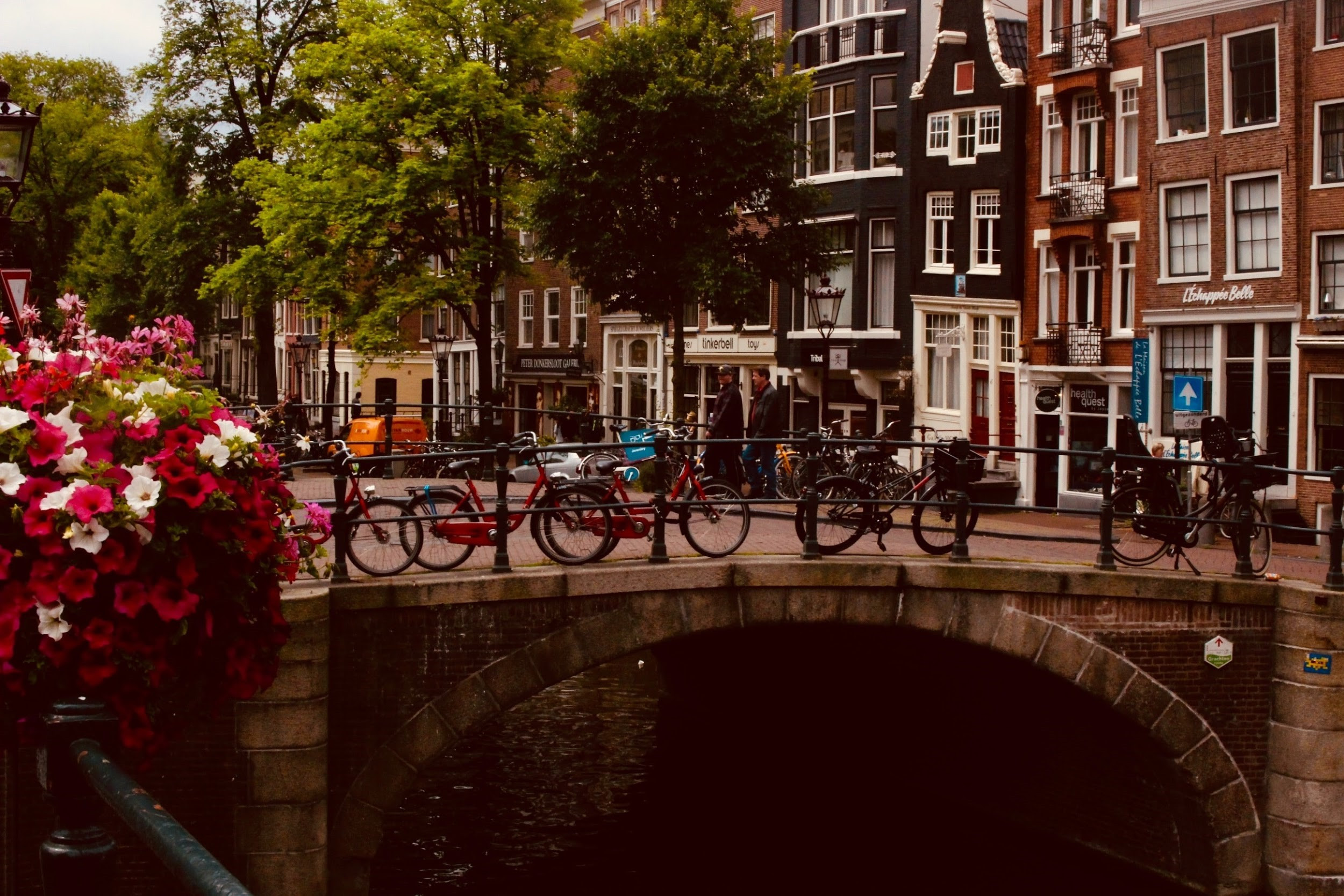 fun jobs for interns in amsterdam
